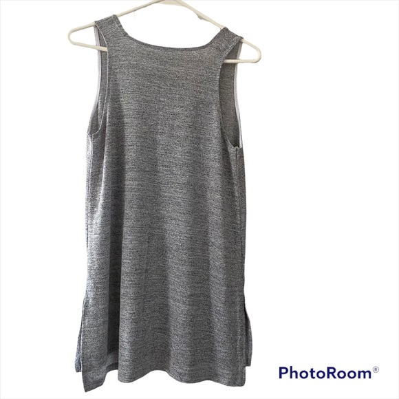 Women’s knit tank - Picture 3 of 4